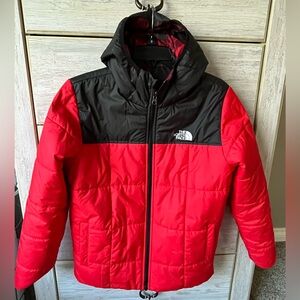 The North Face Boys’ Reversible Jacket, Red, Black, Plaid, Big Kids XL (18-20).